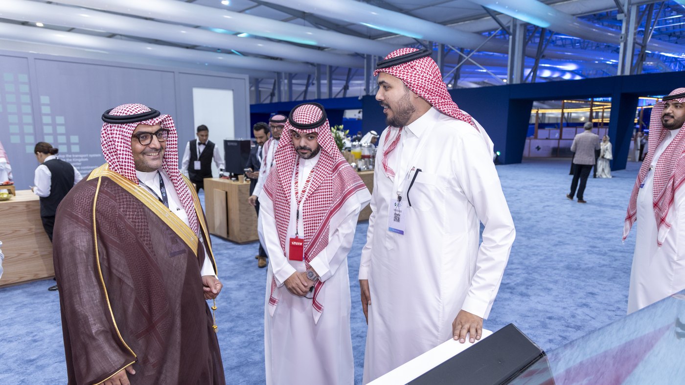 Sultan Hakeem hosting H.E. Eng. Anef bin Ahmed Abanomi, President of Saudi Post (SPL) and Vice Chairman of its Board